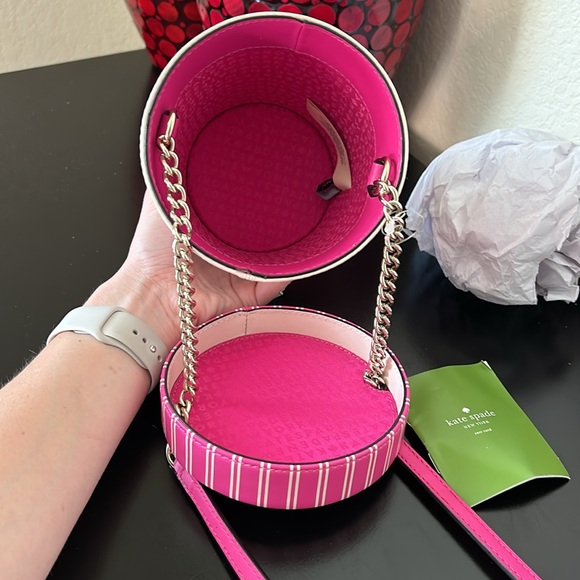 Kate Spade NWOT Flavor of the Month Strawberry Ice Cream Pint Crossbody - Picture 7 of 7